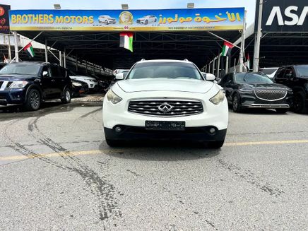 ⁦Infiniti FX II (S51)⁩