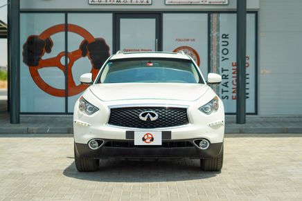 ⁦Infiniti QX70⁩