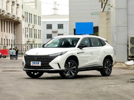 Roewe RX5 ثانياً