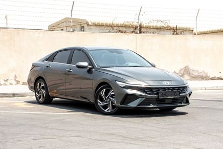 Hyundai Avante فيس ليفت السابع