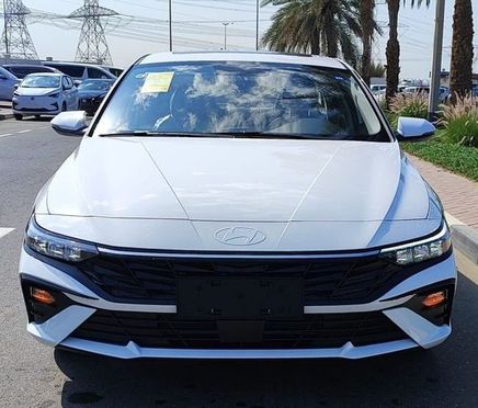 Hyundai Elantra عملية فيس ليفت VII (CN7)