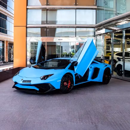Lamborghini Aventador أنا فيس ليفت