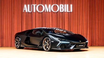 Lamborghini Revuelto