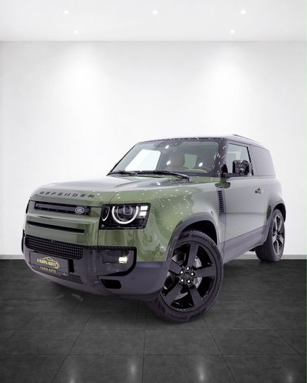 Land Rover Defender ثانياً