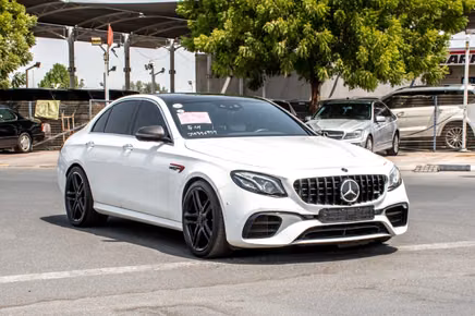 ⁦Mercedes-Benz E-Class AMG V (W213)⁩