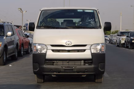 Toyota HiAce عملية فيس ليفت H200