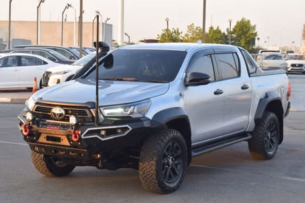 Toyota Hilux عملية فيس ليفت الثامن 2
