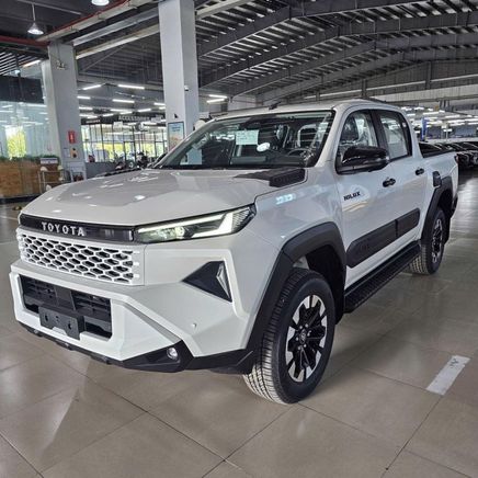 Toyota Hilux تاسعًا