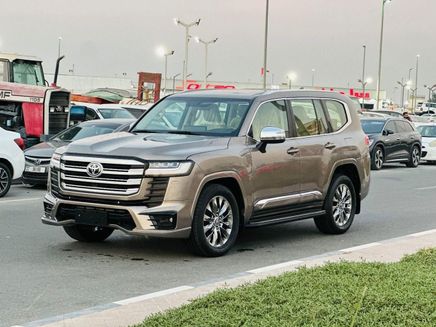 Toyota Land Cruiser السلسلة 300