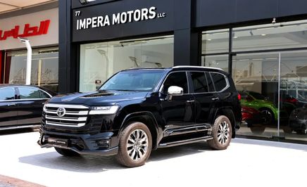 ⁦Toyota Land Cruiser السلسلة 300⁩