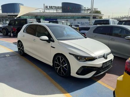 Volkswagen Golf ثامناً