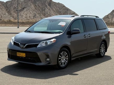 ⁦Toyota Sienna III Facelift 2⁩