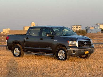 Toyota Tundra ثانياً