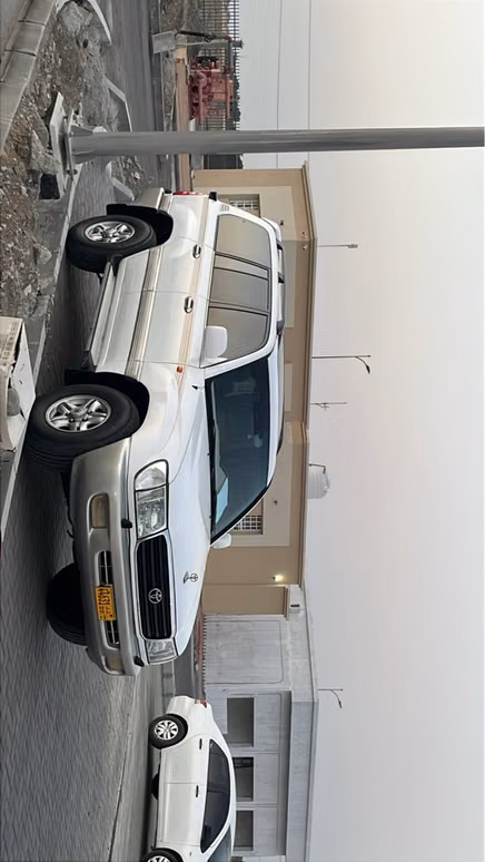 Toyota Land Cruiser السلسلة 100