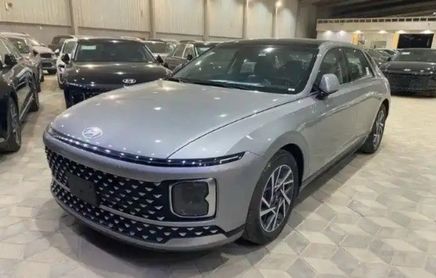 Hyundai Azera الرابع