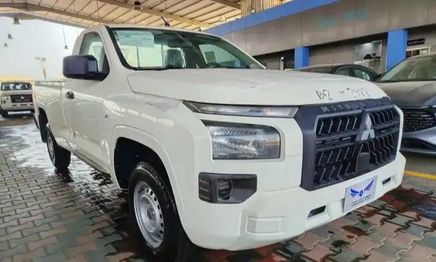 ⁦Mitsubishi L200 سادساً⁩