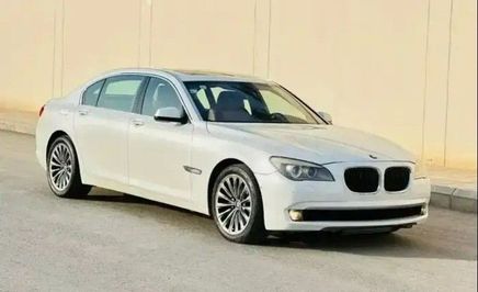 BMW 7 Series ت (ف01/ف02/ف04)