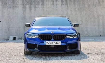 BMW M5 السادس (F90)