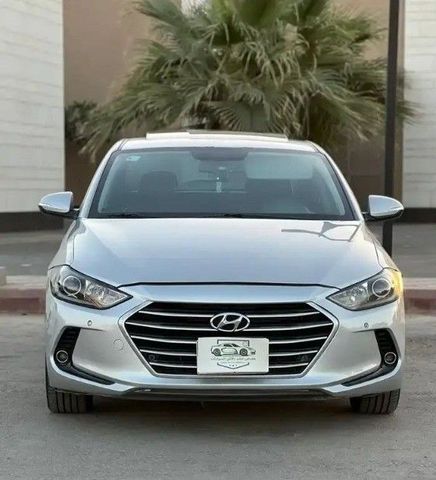 Hyundai Elantra السادس (ميلادي)