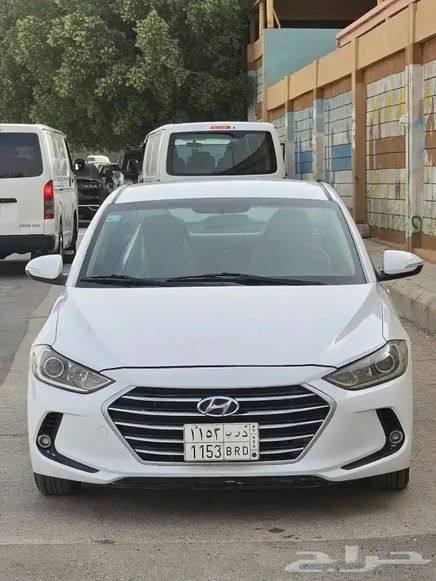 Hyundai Elantra السادس (ميلادي)