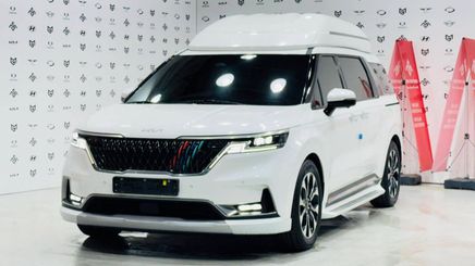 Kia Carnival رابعاً