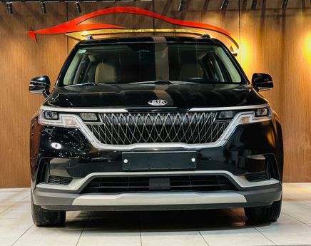 Kia Carnival رابعاً