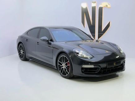 Porsche Panamera فيس ليفت الثاني