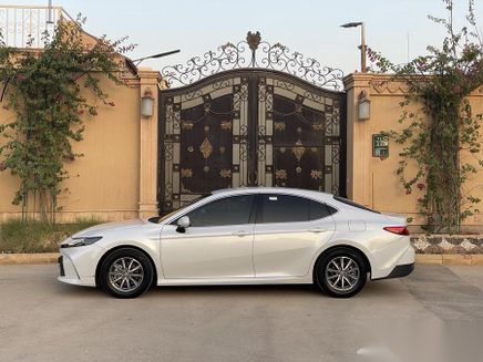 Toyota Camry التاسع (XV80)