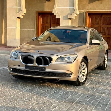 BMW 7 Series ت (ف01/ف02/ف04)