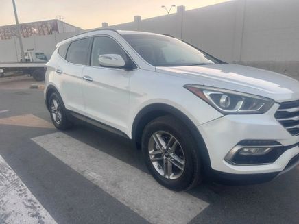 Hyundai Santa Fe ثالثاً فيس ليفت