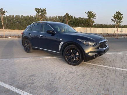 Infiniti QX70