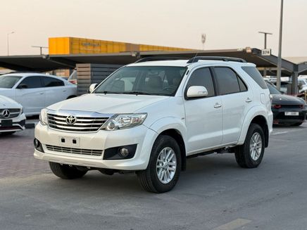 Toyota Fortuner I