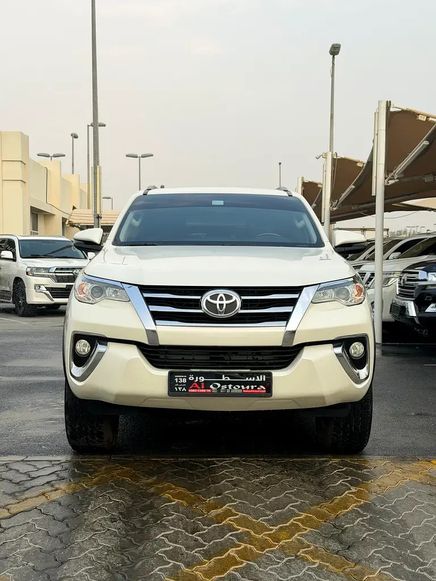 ⁦Toyota Fortuner II⁩