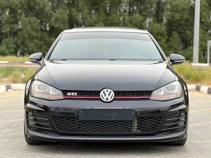 ⁦Volkswagen Golf GTI سابعاً⁩
