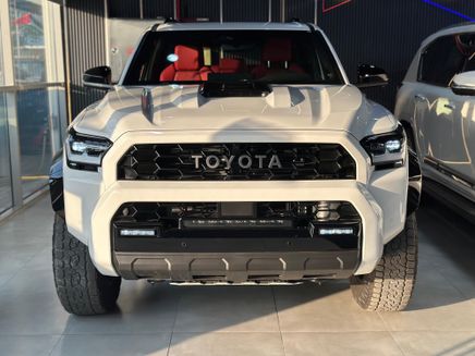 Toyota 4Runner VI