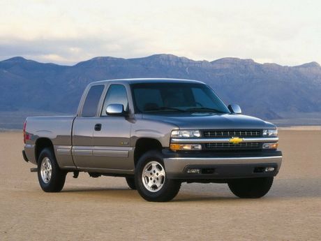 بيك أب بكابينة ونصف Extended Cab