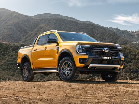 بيك أب بكابينة مزدوجة Double Cab
