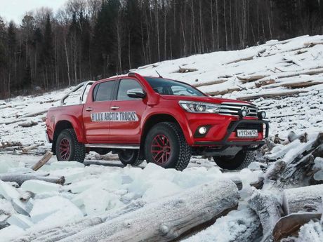 بيك أب بكابينة مزدوجة Arctic Trucks