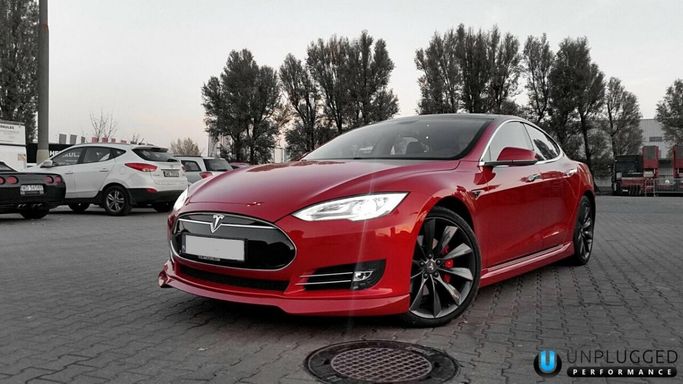 UP-MS-101-1.1, UNPLUGGED PERFORMANCE UP-MS-101-1.1 Front Spoiler and Diffuser System, Urethane Unpainted for TESLA Model S Pre-2016.5 в ОАЭ, Дубай. Состояние - новое. Цена 9 410 AED. Фото, контакты продавца | AUTO.AE