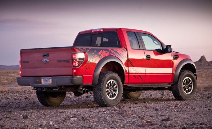 140383, BORLA 140383 Cat Back Exhaust System F-150 / RAPTOR 10 6.2L V8 2&4W في الإمارات العربية المتحدة, دبي. Condition - new. Price ⁦7,010 AED⁩. Photo, seller contacts | AUTO.AE