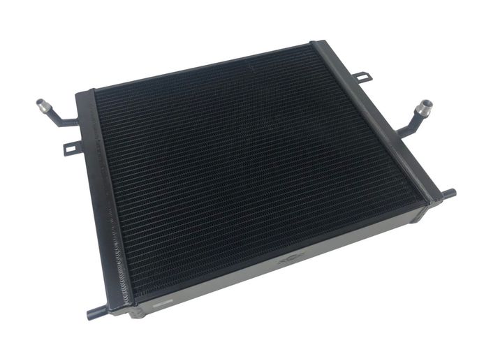 8131B, CSF 8131B Front Mount Heat Exchanger w/rock guard (black) for BMW B58/B48 в ОАЭ, Дубай. Состояние - новое. Цена 3 690 AED. Фото, контакты продавца | AUTO.AE