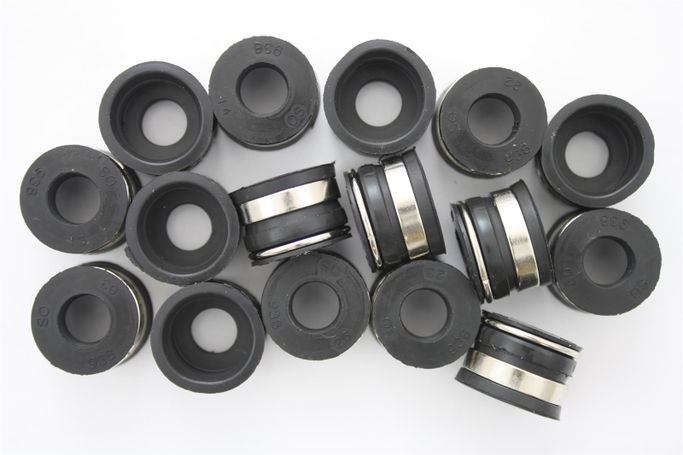 PIO-811005, Pioneer Automotive Engine Valve Stem Oil Seals 811005 في الإمارات العربية المتحدة, دبي. Condition - new. Price ⁦150 AED⁩. Photo, seller contacts | AUTO.AE