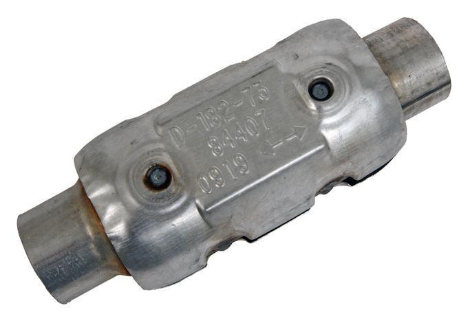 WLK-84407, Walker CalCat Universal Catalytic Converters 84407 in UAE, Dubai. Condition - new. Price 1,300 AED. Photo, seller contacts | AUTO.AE