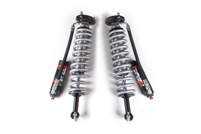 BDX-FOX88406321, Fox 2.5 Factory Series Coilover Conversion Shocks for 2019-2024 SIERRA 1500, SILVERADO 1500 - FOX88406321 في الإمارات العربية المتحدة, دبي. Condition - new. Price 10,030 AED. Photo, seller contacts | AUTO.AE