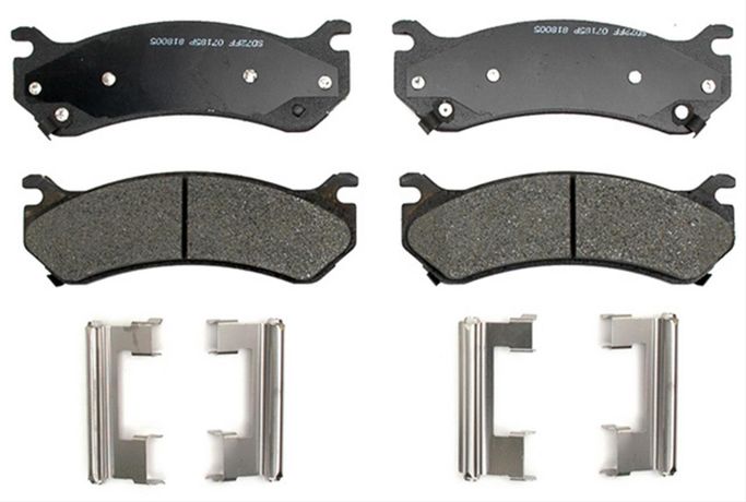 ADO-17D785MHF1, ACDelco Gold Semi-Metallic Brake Pads 19142857 في الإمارات العربية المتحدة, دبي. Condition - new. Price ⁦230 AED⁩. Photo, seller contacts | AUTO.AE