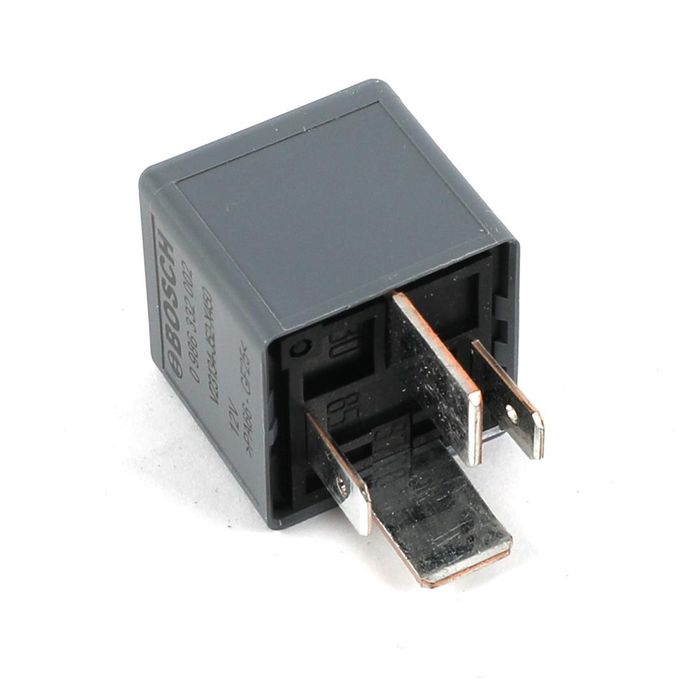 BCH-0986332002, 70 amps Bosch Relay 986332002 в ОАЭ, Дубай. Состояние - новое. Цена ⁦90 AED⁩. Фото, контакты продавца | AUTO.AE