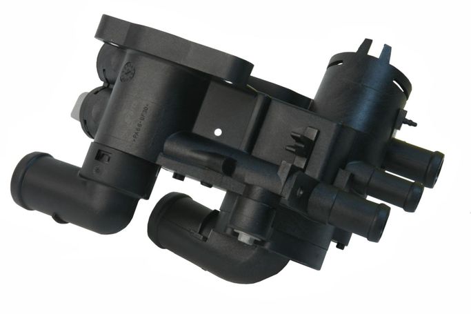 URO-011031, URO Parts Thermostat Housings and Coolant Flanges for 2000-2006 GOLF - 032121111AP في الإمارات العربية المتحدة, دبي. Condition - new. Price ⁦140 AED⁩. Photo, seller contacts | AUTO.AE