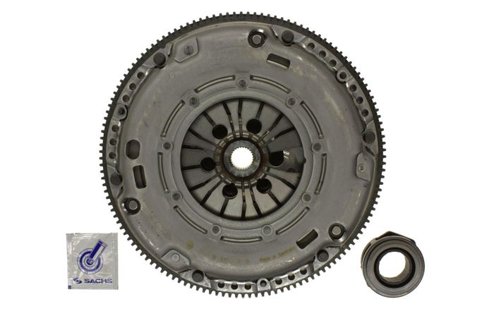 SXR-K70316-01F, Sachs Stock Replacement Clutch Kits for 1998-2006 BEETLE, 1999-2006 GOLF, 1999-2005 JETTA - K70316-01F في الإمارات العربية المتحدة, دبي. Condition - new. Price ⁦1,620 AED⁩. Photo, seller contacts | AUTO.AE