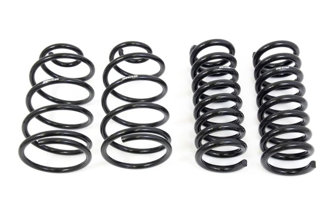 UPI-4053, UMI Performance Lowering Springs 4053 в ОАЭ, Дубай. Состояние - новое. Цена 1 530 AED. Фото, контакты продавца | AUTO.AE