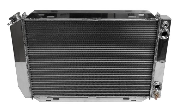 SUM-384060, Summit Racing™ Pro LS Swap Radiators SUM-384060 в ОАЭ, Дубай. Состояние - новое. Цена 1 630 AED. Фото, контакты продавца | AUTO.AE